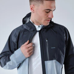 Quechua Veste Ultra Légère De Randonnée Rapide FH 900 Homme Bleu Grise. 12 Quechua Veste Ultra Légère De Randonnée Rapide FH 900 Homme Bleu Grise. -Regatta Promos Boutique veste ultra legere de randonnee rapide fh 900 homme bleu grise 5