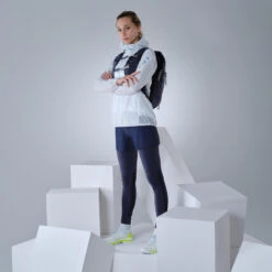 Quechua Veste Ultra Légère Hybride De Randonnée Rapide FH900 Femme Grise. -Regatta Promos Boutique veste ultra legere hybride de randonnee rapide fh900 femme grise 2