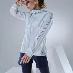 Quechua Veste Ultra Légère Hybride De Randonnée Rapide FH900 Femme Grise. -Regatta Promos Boutique veste ultra legere hybride de randonnee rapide fh900 femme grise 4