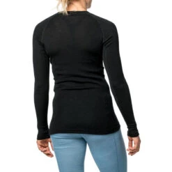 Woolpower Merino Base Layer Crewneck LITE - Noir 10 Woolpower Merino Base Layer Crewneck LITE - Noir -Regatta Promos Boutique woolpower merino base layer crewneck lite noir 3